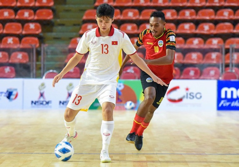 Thắng đậm Timor Leste, tuyển futsal Việt Nam rộng cửa v&agrave;o b&aacute;n kết- Ảnh 2.