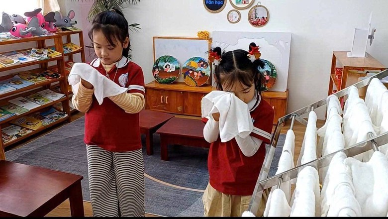 Trường học Hà Nội siết chặt phòng, chống bệnh tay chân miệng- Ảnh 11. Trường học Hà Nội siết chặt phòng, chống bệnh tay chân miệng- Ảnh 11.