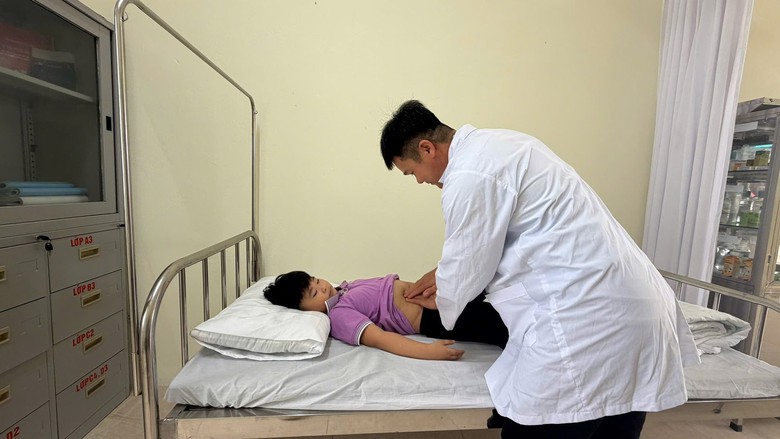 Trường học Hà Nội siết chặt phòng, chống bệnh tay chân miệng- Ảnh 9. Trường học Hà Nội siết chặt phòng, chống bệnh tay chân miệng- Ảnh 9.