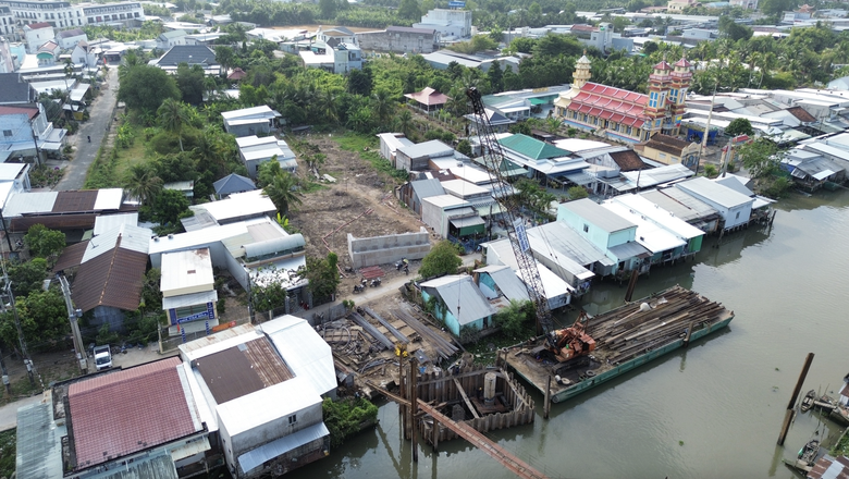 Nhiều cầu th&ocirc;ng xe, dự &aacute;n n&acirc;ng cao tĩnh kh&ocirc;ng khu vực ph&iacute;a Nam vẫn vướng mặt bằng- Ảnh 2.