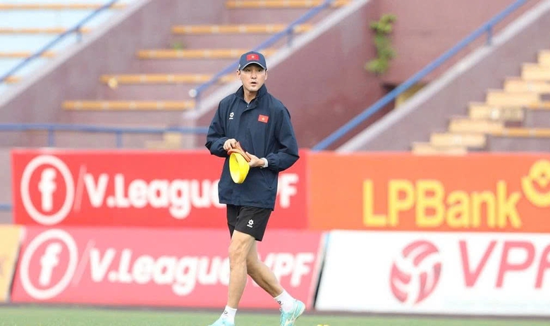 Đội tuyển Việt Nam chia tay trợ l&yacute; Lee Jung-soo- Ảnh 2.