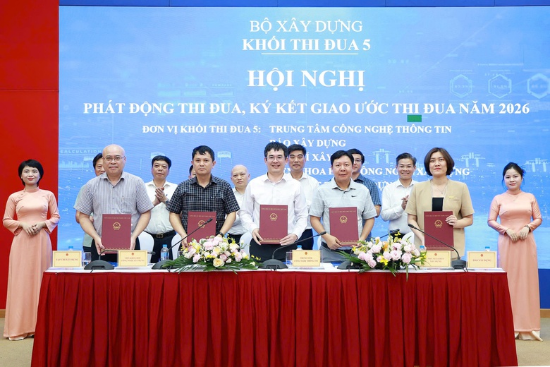 Khối thi đua 5 Bộ X&acirc;y dựng k&yacute; giao ước, quyết t&acirc;m bứt ph&aacute; trong năm 2026- Ảnh 1.
