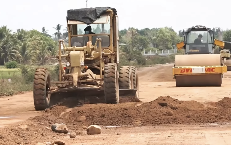 Gỡ khó mặt bằng, tăng tốc thi công đường Tà Lài - Trà Cổ kết nối vườn Quốc gia Cát Tiên- Ảnh 1. Gỡ khó mặt bằng, tăng tốc thi công đường Tà Lài - Trà Cổ kết nối vườn Quốc gia Cát Tiên- Ảnh 1.