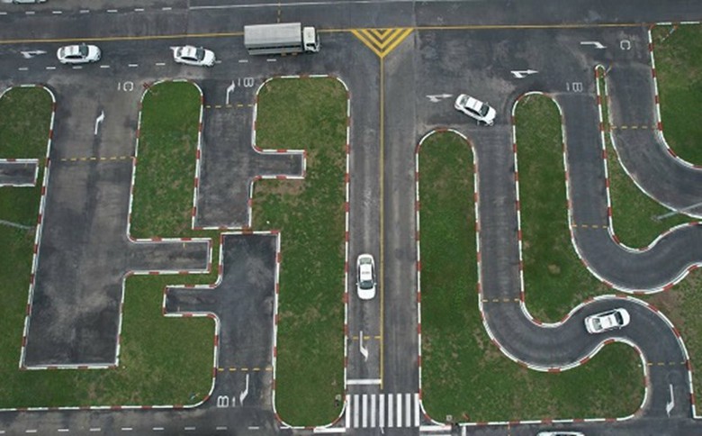 Học, thi bằng l&aacute;i xe sẽ phải x&aacute;c thực bằng nhận diện khu&ocirc;n mặt- Ảnh 2.