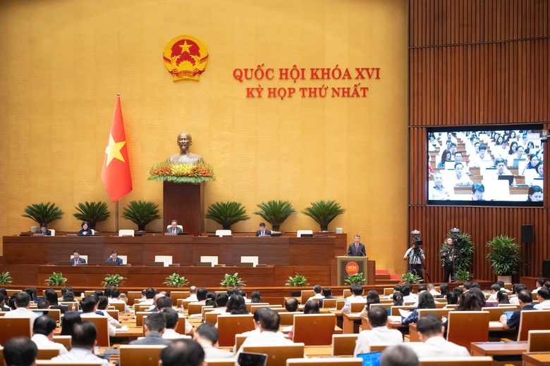 Đại biểu Quốc hội kiến nghị cho thu&ecirc; trụ sở d&ocirc;i dư, tr&aacute;nh l&atilde;ng ph&iacute;- Ảnh 2.