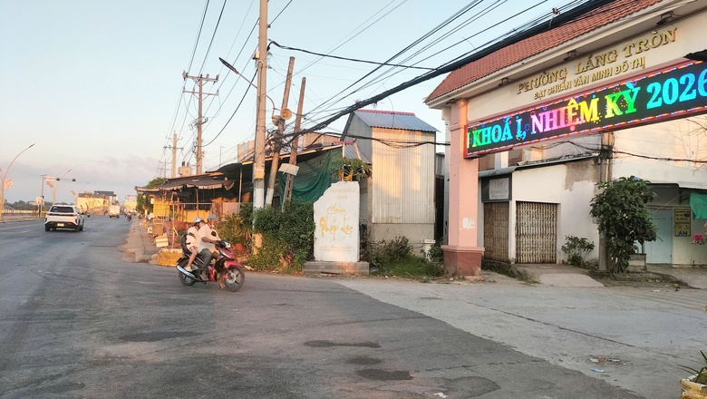 Kiểm tra, r&agrave; so&aacute;t đảm bảo an to&agrave;n giao th&ocirc;ng tr&ecirc;n quốc lộ 1 qua C&agrave; Mau- Ảnh 2.