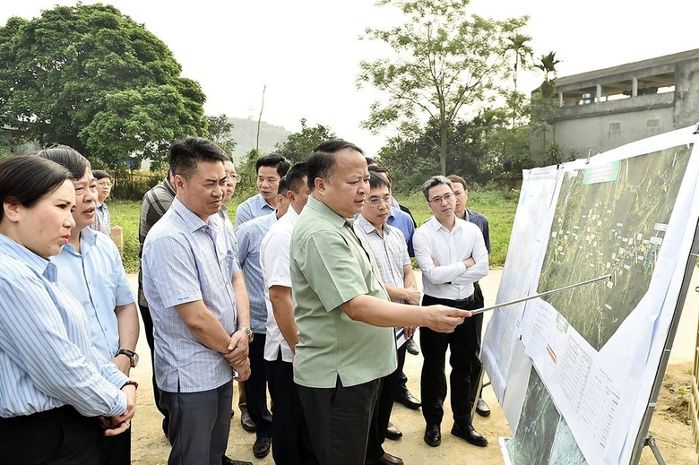 Khảo s&aacute;t đầu tư đường kết nối cao tốc Tuy&ecirc;n Quang - H&agrave; Giang với khu du lịch Na Hang- Ảnh 1.