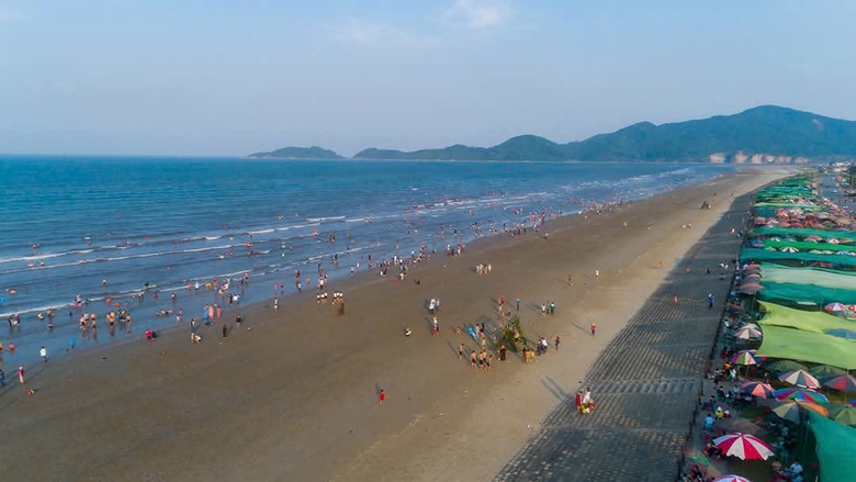 Làm mới sản phẩm du lịch, Hà Tĩnh phấn đấu đón 6,5 triệu lượt khách- Ảnh 3. Làm mới sản phẩm du lịch, Hà Tĩnh phấn đấu đón 6,5 triệu lượt khách- Ảnh 3.