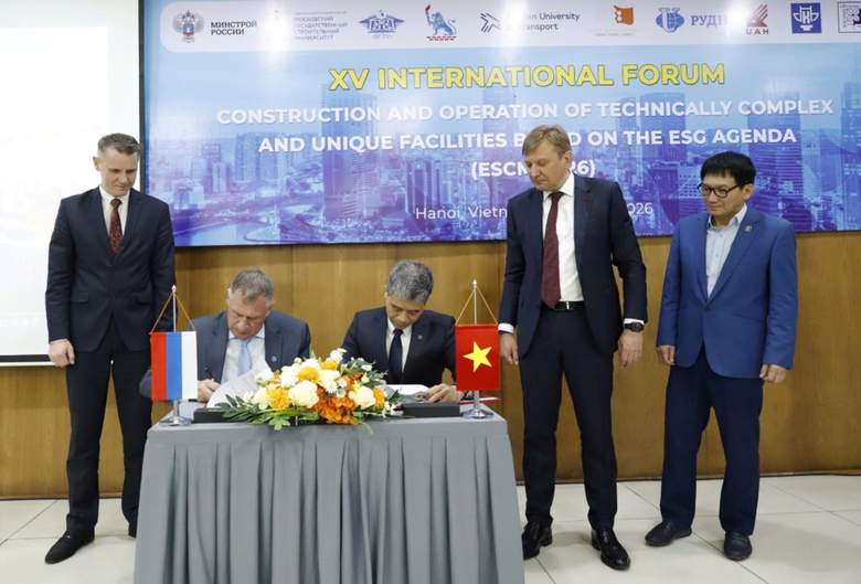 Diễn đ&agrave;n quốc tế trao đổi về hợp t&aacute;c v&agrave; x&acirc;y dựng c&aacute;c c&ocirc;ng tr&igrave;nh kỹ thuật phức tạp- Ảnh 2.