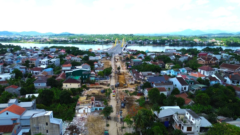 Huế: Cận cảnh tuyến đường nối cầu vượt s&ocirc;ng Hương đang được mở rộng 6 l&agrave;n xe- Ảnh 10.