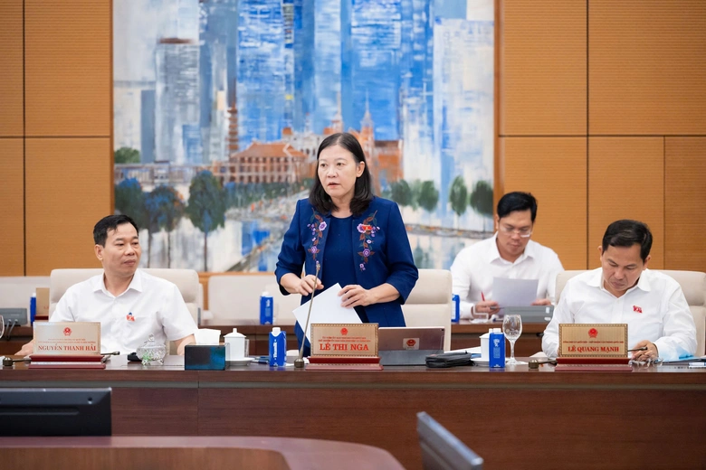 Cử tri đ&aacute;nh gi&aacute; cao việc đẩy nhanh tiến độ c&aacute;c dự &aacute;n "xương sống" của nền kinh tế- Ảnh 1.