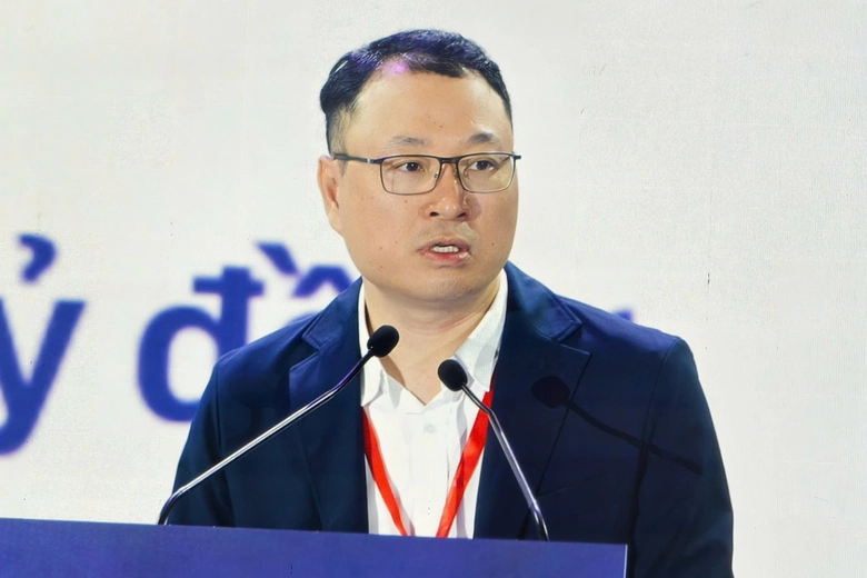 Cục ph&oacute; A05: Tội phạm d&ugrave;ng AI l&agrave;m giả giấy tờ của cơ quan Nh&agrave; nước để lừa đảo- Ảnh 1.