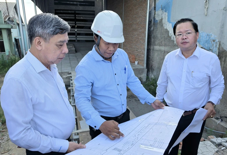 Cần Thơ: Xử l&yacute; dứt điểm vướng mắc, ho&agrave;n tất giải ph&oacute;ng mặt bằng cầu &Ocirc; M&ocirc;n trong th&aacute;ng 6- Ảnh 1.