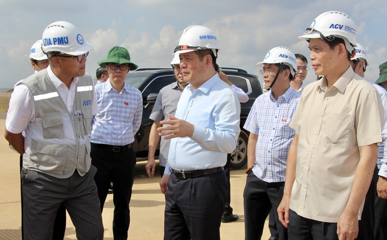 Hạ tầng kết nối s&acirc;n bay Long Th&agrave;nh cơ bản ho&agrave;n thiện v&agrave;o cuối năm 2026- Ảnh 1.