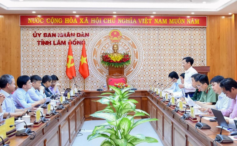 EVNGENCO1 đề xuất đầu tư 3 dự &aacute;n điện mặt trời nổi tại L&acirc;m Đồng- Ảnh 1.