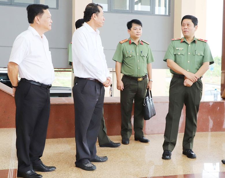 Cần Thơ: T&igrave;m hướng xử l&yacute; h&agrave;ng trăm trụ sở, nh&agrave; đất c&ocirc;ng d&ocirc;i dư- Ảnh 1.
