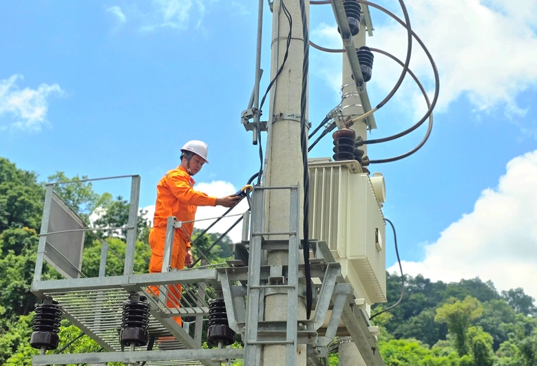 Bộ C&ocirc;ng thương l&yacute; giải đề xuất thu lỗ gần 45.000 tỷ đồng của EVN qua gi&aacute; điện- Ảnh 1.