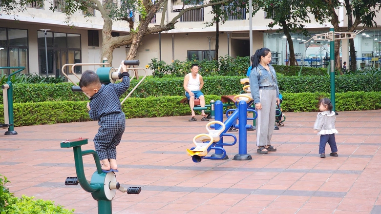 C&ocirc;ng nh&acirc;n vui mừng khi mua nh&agrave; ở x&atilde; hội với gi&aacute; dưới 10 triệu đồng/m2- Ảnh 17.