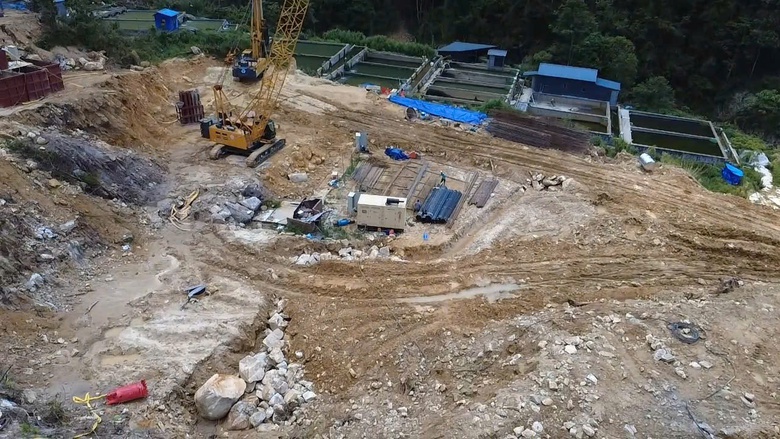 Nhà thầu tất bật mở đường vào khoan hầm xuyên dãy Hoàng Liên- Ảnh 6. Nhà thầu tất bật mở đường vào khoan hầm xuyên dãy Hoàng Liên- Ảnh 6.