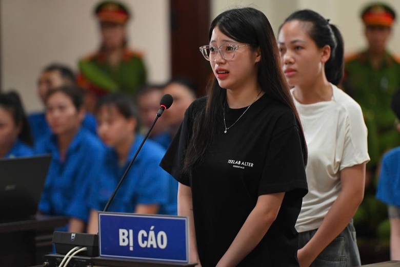 Bốn bị c&aacute;o bị tuy&ecirc;n tử h&igrave;nh trong vụ &aacute;n bu&ocirc;n b&aacute;n ma t&uacute;y v&agrave; bắn chết một c&ocirc;ng an- Ảnh 3.