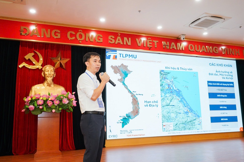 Gợi mở nhiều vấn đề quan trọng tại Roadshow về dự &aacute;n đường sắt tốc độ cao Bắc - Nam- Ảnh 1.
