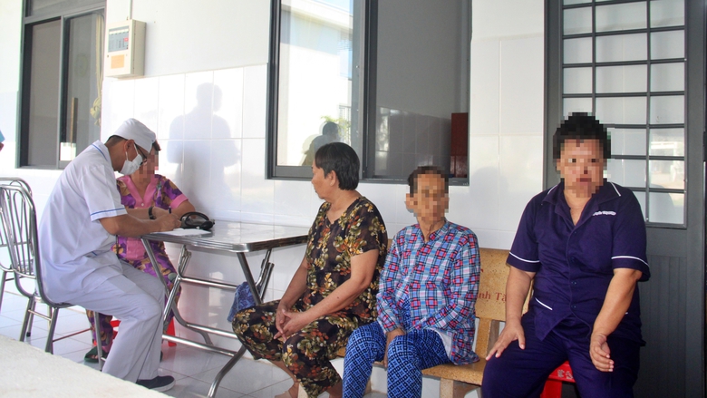 C&agrave; Mau tổ chức kh&aacute;m sức khỏe, kh&aacute;m s&agrave;ng lọc cho người d&acirc;n- Ảnh 4.