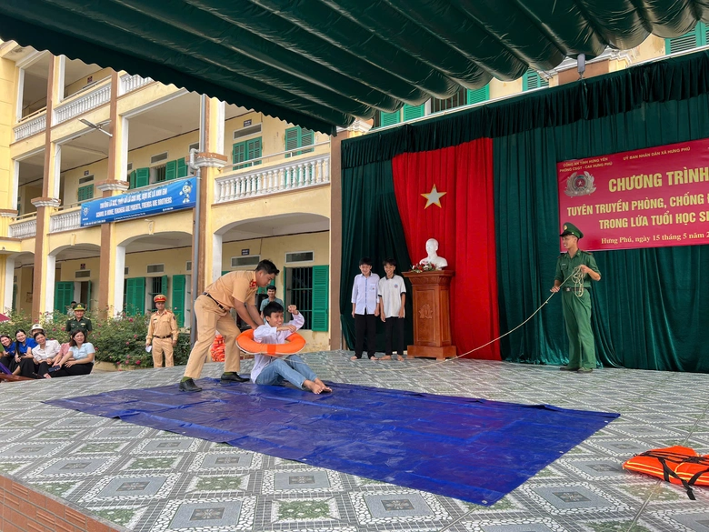 Hưng Y&ecirc;n: Học sinh miền biển h&agrave;o hứng với tiết học đặc biệt cuối tuần- Ảnh 8.