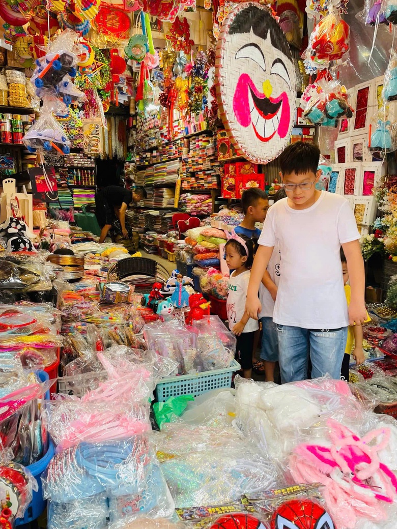 Thị trường đồ chơi trẻ em: Thiết bị điện tử dần lấn &aacute;t đồ chơi truyền thống- Ảnh 3.