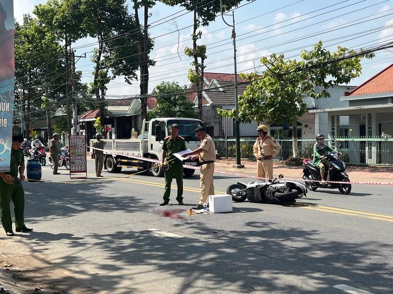 Điều tra vụ tai nạn l&agrave;m nữ bảo vệ tử vong tại TP.HCM- Ảnh 1.
