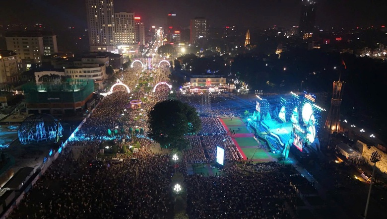 Th&aacute;i Nguy&ecirc;n khai mạc m&ugrave;a du lịch 2026 với đại nhạc hội &ldquo;Hồ tr&ecirc;n n&uacute;i - Tr&agrave; trong m&acirc;y&rdquo;- Ảnh 12.