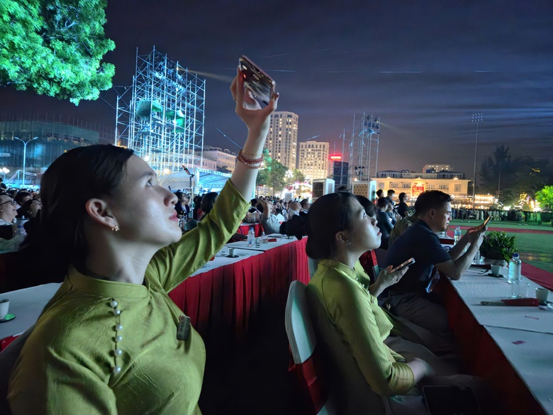 Th&aacute;i Nguy&ecirc;n khai mạc m&ugrave;a du lịch 2026 với đại nhạc hội &ldquo;Hồ tr&ecirc;n n&uacute;i - Tr&agrave; trong m&acirc;y&rdquo;- Ảnh 7.