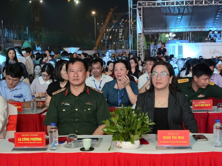Th&aacute;i Nguy&ecirc;n khai mạc m&ugrave;a du lịch 2026 với đại nhạc hội &ldquo;Hồ tr&ecirc;n n&uacute;i - Tr&agrave; trong m&acirc;y&rdquo;- Ảnh 3.