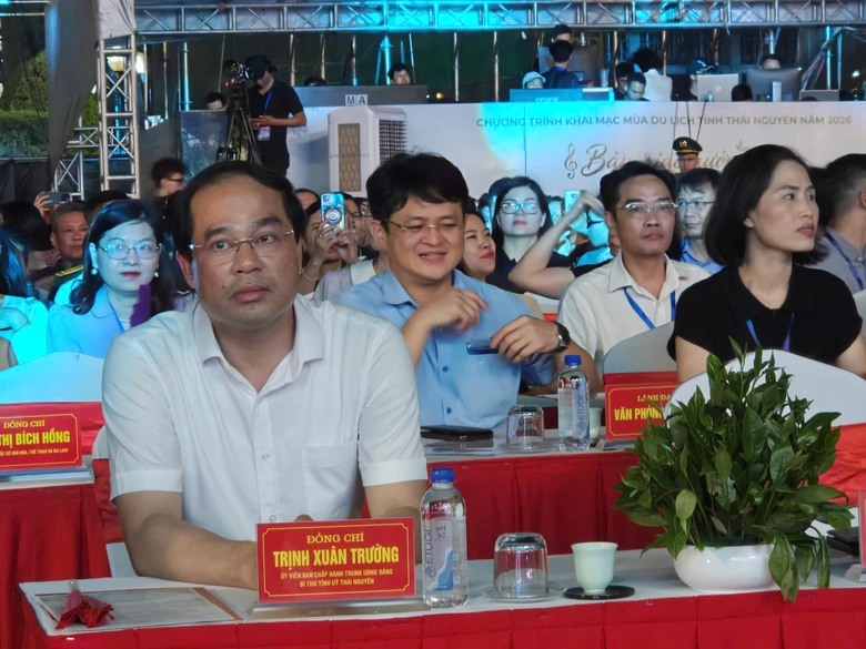 Th&aacute;i Nguy&ecirc;n khai mạc m&ugrave;a du lịch 2026 với đại nhạc hội &ldquo;Hồ tr&ecirc;n n&uacute;i - Tr&agrave; trong m&acirc;y&rdquo;- Ảnh 4.