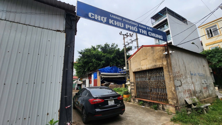 Bắc Ninh: V&igrave; sao kh&oacute; dẹp triệt để nạn lấn chiếm vỉa h&egrave;, l&ograve;ng đường?- Ảnh 14.