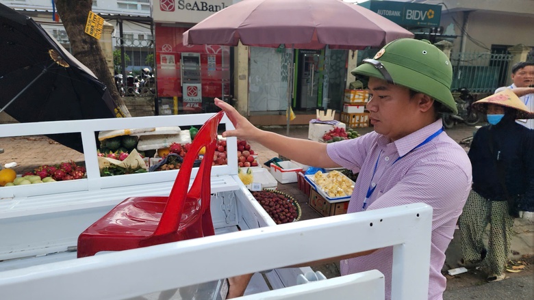 Bắc Ninh: V&igrave; sao kh&oacute; dẹp triệt để nạn lấn chiếm vỉa h&egrave;, l&ograve;ng đường?- Ảnh 28.