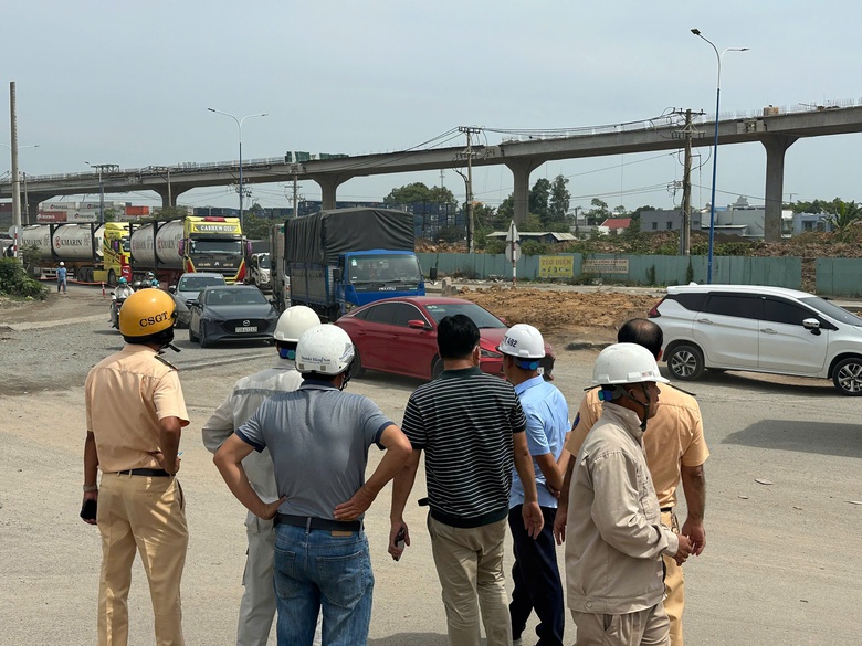 Y&ecirc;u cầu khắc phục những bất cập giao th&ocirc;ng tại dự &aacute;n V&agrave;nh đai 3 TP.HCM- Ảnh 1.