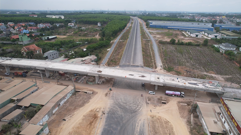 Điều chỉnh giao th&ocirc;ng đường H&agrave;m Nghi, Ph&ugrave;ng Hưng khi th&ocirc;ng xe cao tốc Bi&ecirc;n Ho&agrave; - Vũng T&agrave;u- Ảnh 1.