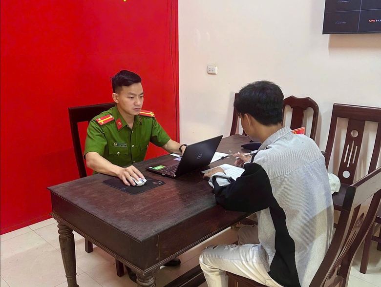 Nghệ An: Triệu tập đối tượng đ&aacute;nh đập c&ocirc; g&aacute;i trẻ tại qu&aacute;n bida- Ảnh 2.