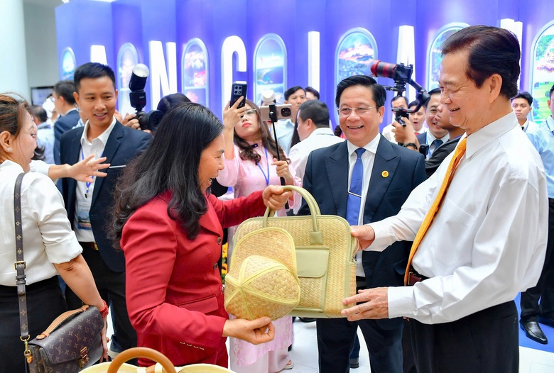 An Giang sẽ l&agrave; điểm đến của c&aacute;c nh&agrave; đầu tư v&agrave; kh&aacute;ch du lịch to&agrave;n cầu- Ảnh 7.