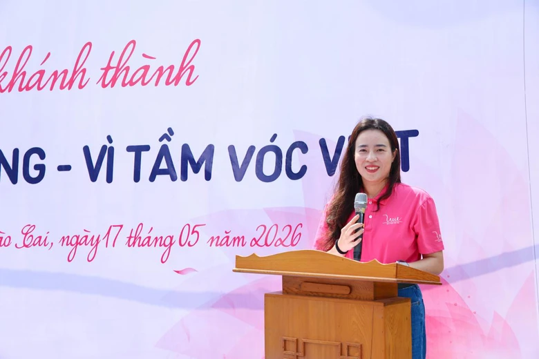 Kh&aacute;nh th&agrave;nh cầu H&aacute;ng G&agrave;ng  - V&igrave; tầm v&oacute;c Việt tại L&agrave;o Cai- Ảnh 3.