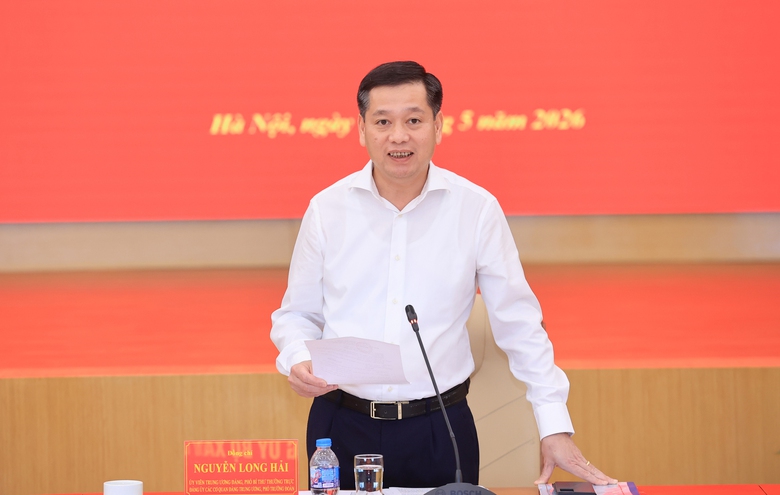 Đo&agrave;n Kiểm tra, gi&aacute;m s&aacute;t số 12 của Bộ Ch&iacute;nh trị l&agrave;m việc với Đảng ủy Bộ X&acirc;y dựng- Ảnh 1.