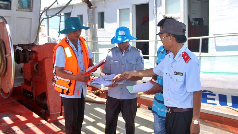 Chống khai th&aacute;c IUU: C&agrave; Mau siết chặt gi&aacute;m s&aacute;t, truy xuất nguồn gốc v&agrave; ch&uacute; trọng sinh kế- Ảnh 1.