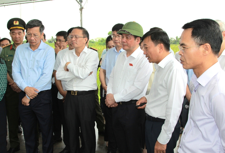 Ph&oacute; Chủ tịch Quốc hội Nguyễn Hồng Di&ecirc;n th&uacute;c Hải Ph&ograve;ng đẩy nhanh dự &aacute;n đường sắt quốc gia- Ảnh 5.