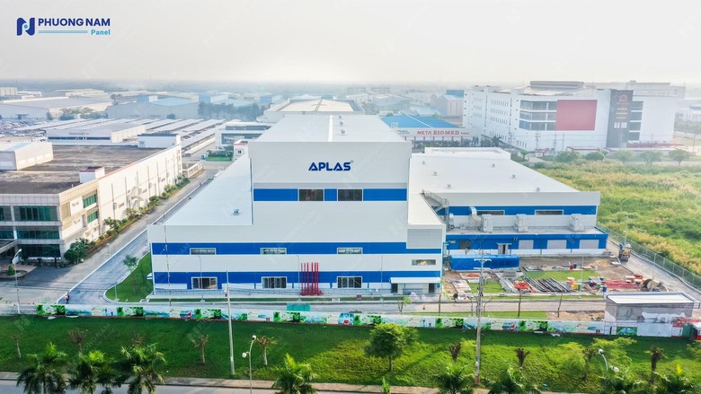 Giải ph&aacute;p sandwich panel hiệu suất cao cho c&ocirc;ng tr&igrave;nh c&ocirc;ng nghiệp hiện đại- Ảnh 1.