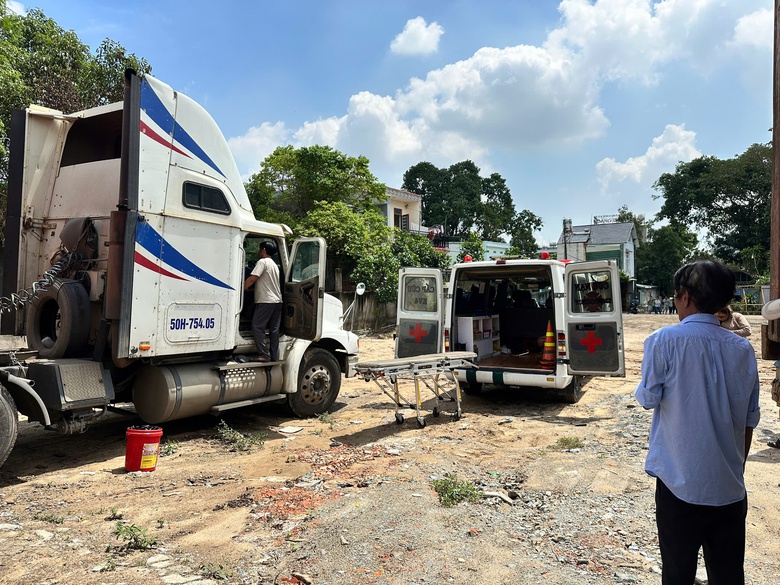 TP.HCM: T&agrave;i xế 71 tuổi tử vong trong cabin xe đầu k&eacute;o container- Ảnh 1.