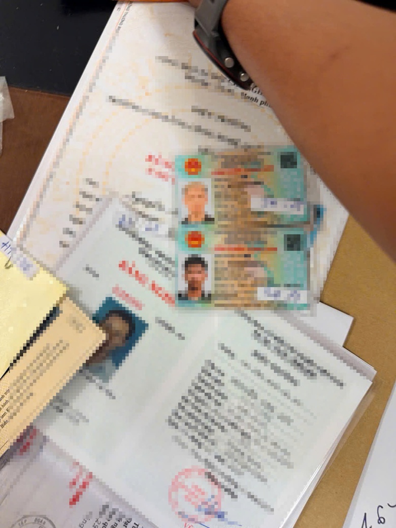 Lai Ch&acirc;u: Triệt ph&aacute; đường d&acirc;y l&agrave;m giả gần 10.000 giấy tờ xuy&ecirc;n quốc gia- Ảnh 2.