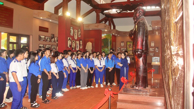 C&oacute; một Đền thờ B&aacute;c Hồ giữa l&ograve;ng d&acirc;n ở Ch&acirc;u Thới- Ảnh 4.