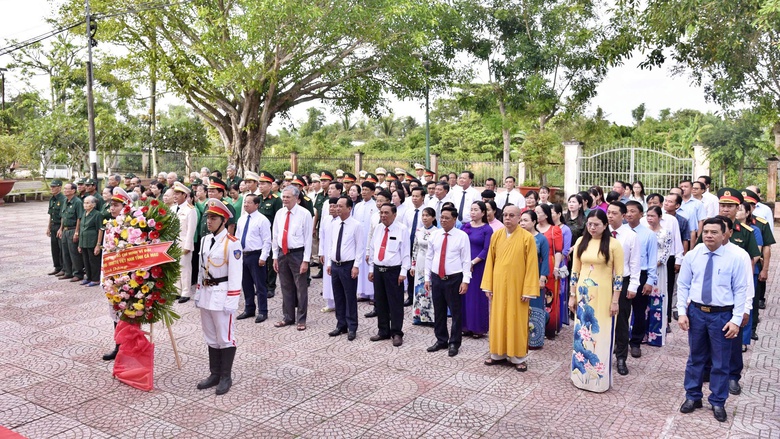 C&oacute; một Đền thờ B&aacute;c Hồ giữa l&ograve;ng d&acirc;n ở Ch&acirc;u Thới- Ảnh 3.