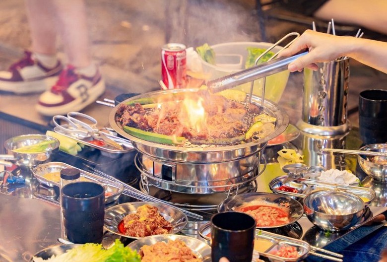 Kh&oacute;i đồ nướng nguy hiểm thế n&agrave;o với sức khỏe?- Ảnh 1.
