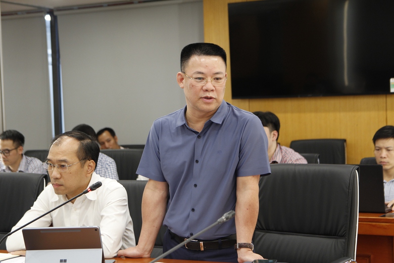 Thứ trưởng Phạm Minh H&agrave; y&ecirc;u cầu đầu tư đồng bộ ph&ograve;ng th&iacute; nghiệm đường sắt- Ảnh 2.